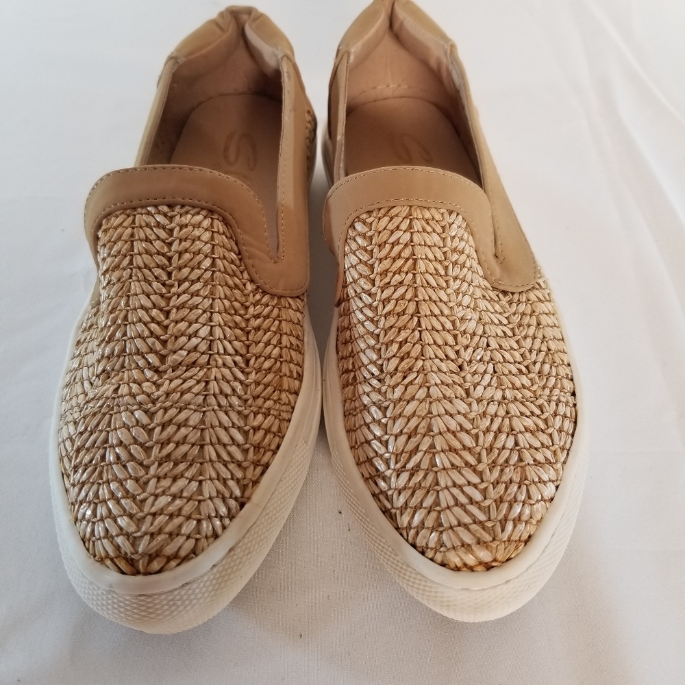 Sbicca Rafa Natural Womans Size 6 Slip On Loafer Flats Tan Brown